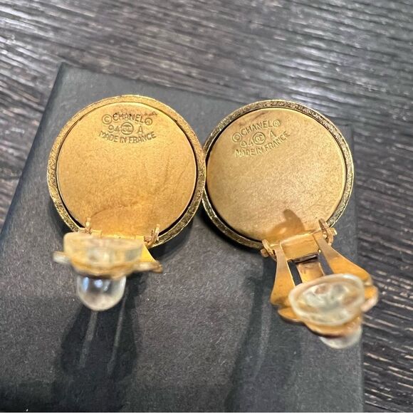 CHANEL Black and Gold Cross Button Earrings - Picture 5 of 7